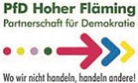 Logo der PfD Hoher Fläming mit bunten Punkten, die zu einem Pfeil werden