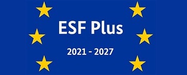 ESF-Logo: blauer Hintergrund mit Kreis aus Sternen, in der Mitte der Schriftzug "ESF-Plus 2021-2027"