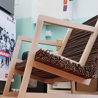 Bau eines Stuhls aus nachwachsenden Ressourcen: Fertiger Stuhl